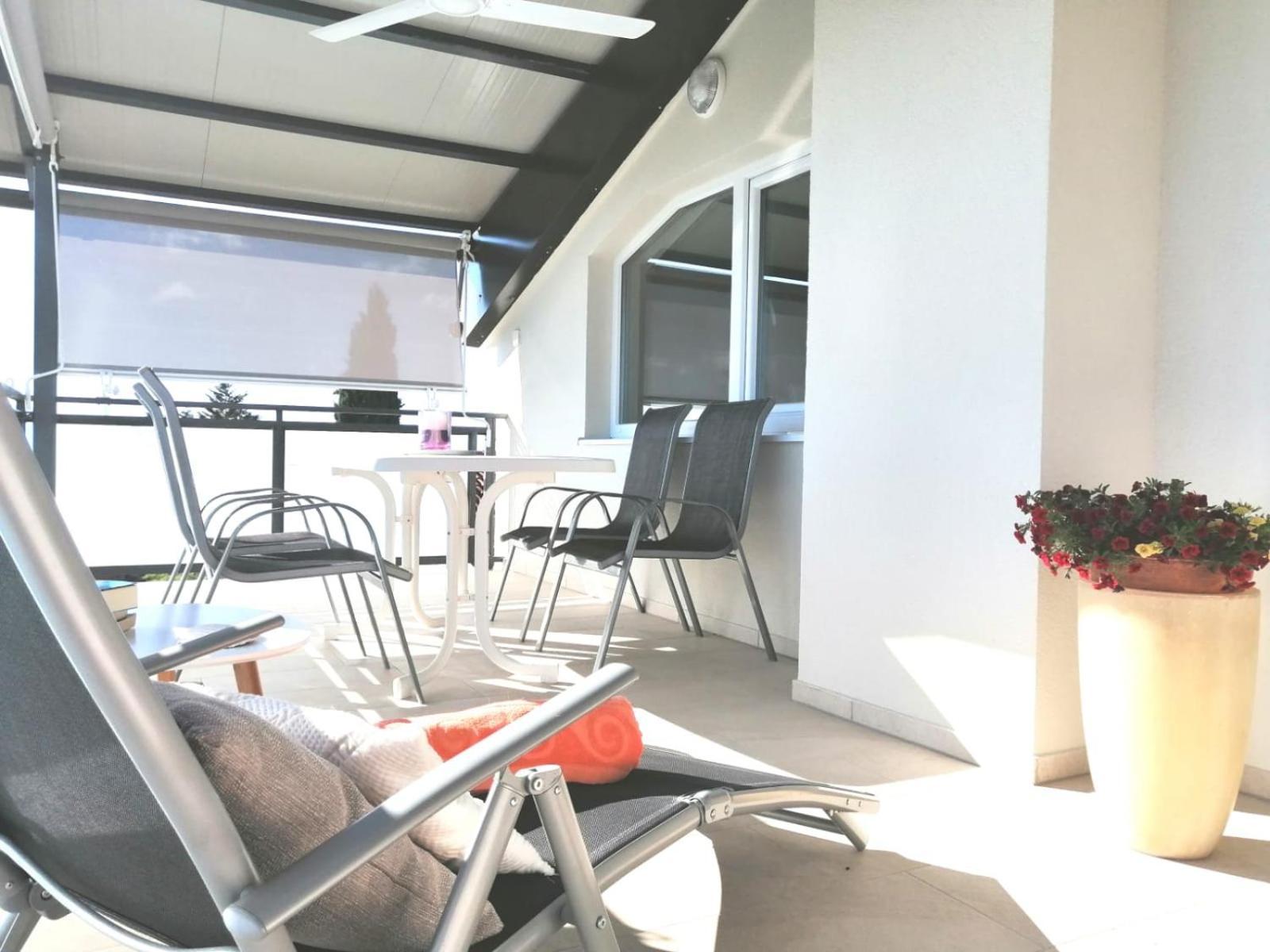 Lovely Sea View House 2 In Malinska Island Krk Екстер'єр фото